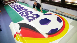 Illustration for article titled Lufthansa Renames Eight Of Its Planes For The World Cup
